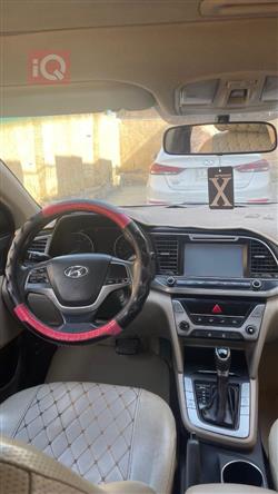 هیوندای ئەلەنترا